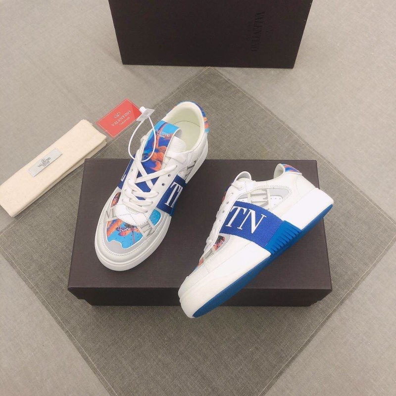 Valentino Sneakers